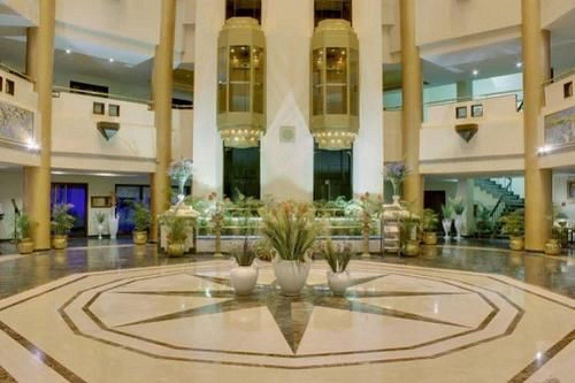 Hotel Swosti Premium Bhubaneswar Zewnętrze zdjęcie